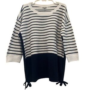 T by Talbots Women’s Navy/White Striped Sweater w/ Bow Accents Crew Neck Size XL